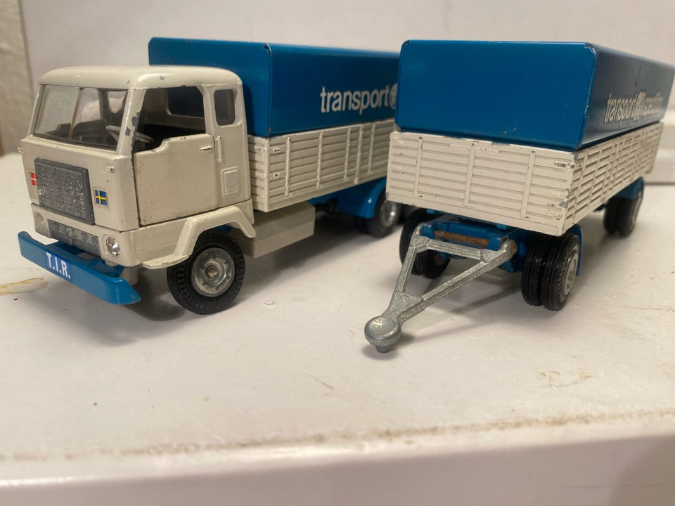 Modelbil Tekno Volvo FB -