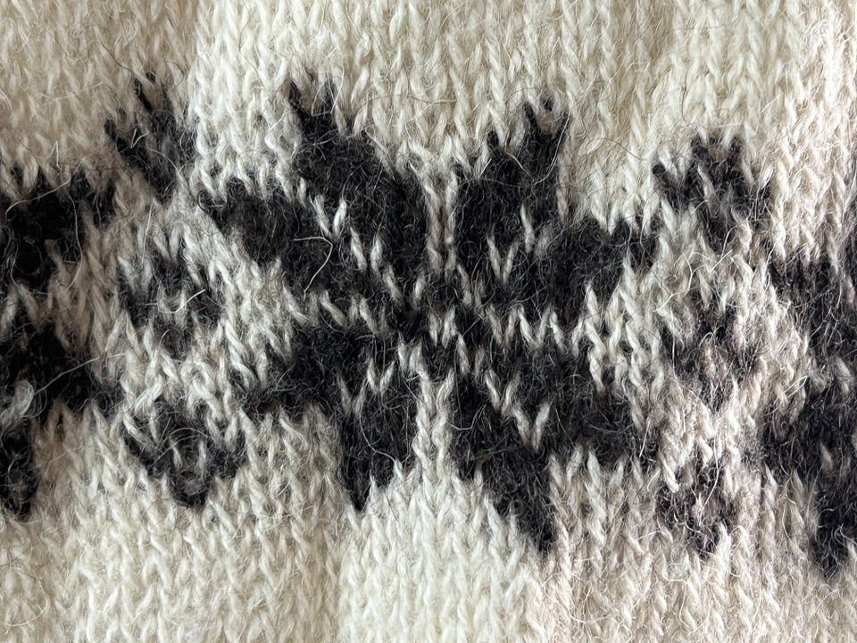 Sweater, Sirri of Faroe Islands,