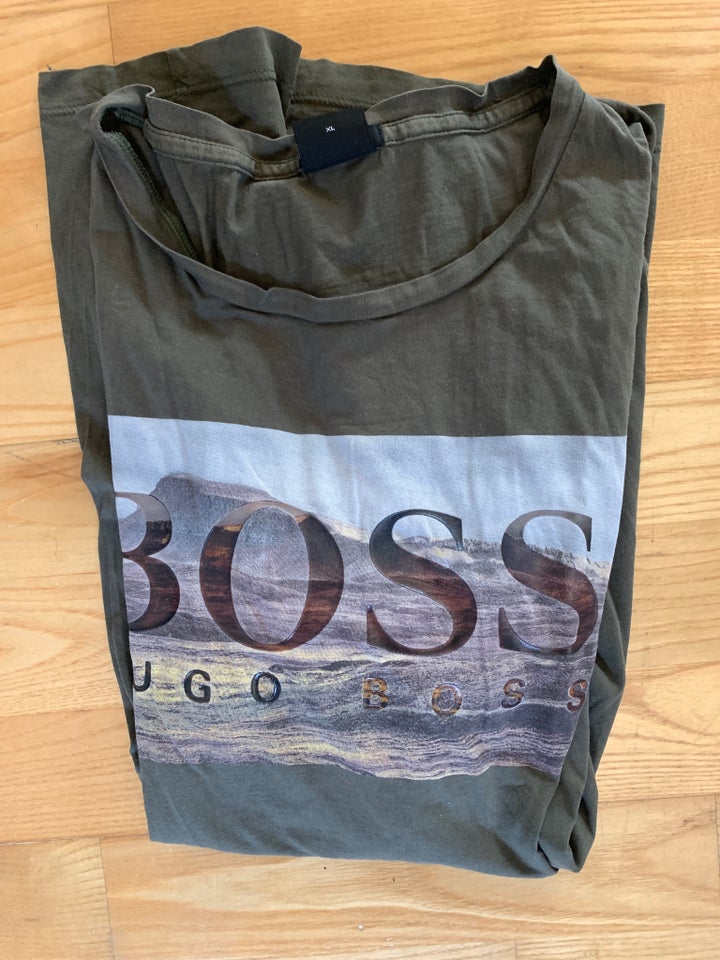 T-shirt Hugo Boss str XL