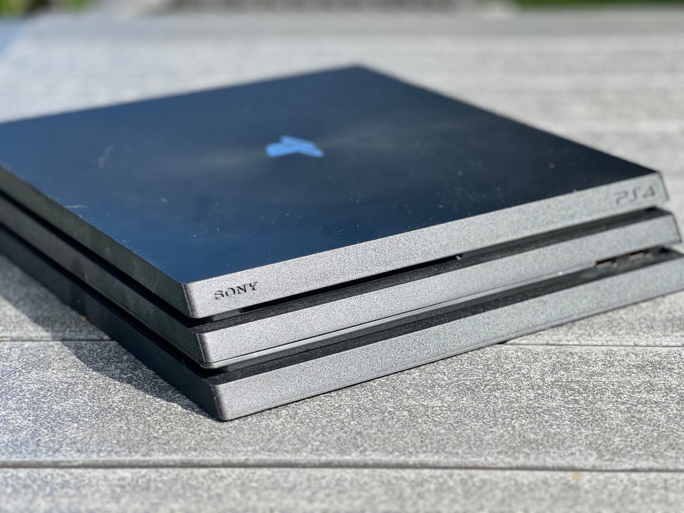 Playstation 4 Pro 1tb Perfekt