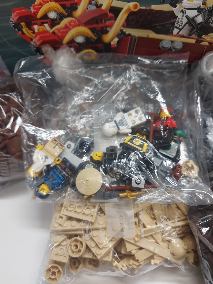 Lego Ninjago, 70618 skæbnebåden