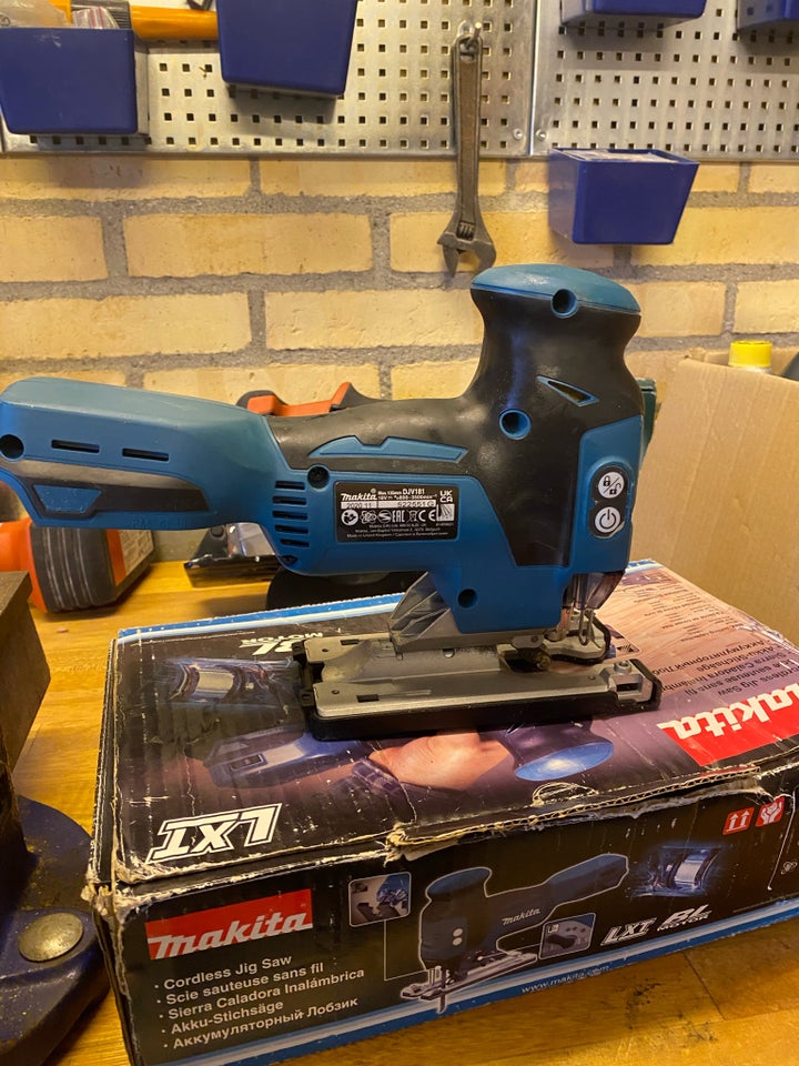 Stiksav, Makita Lxt