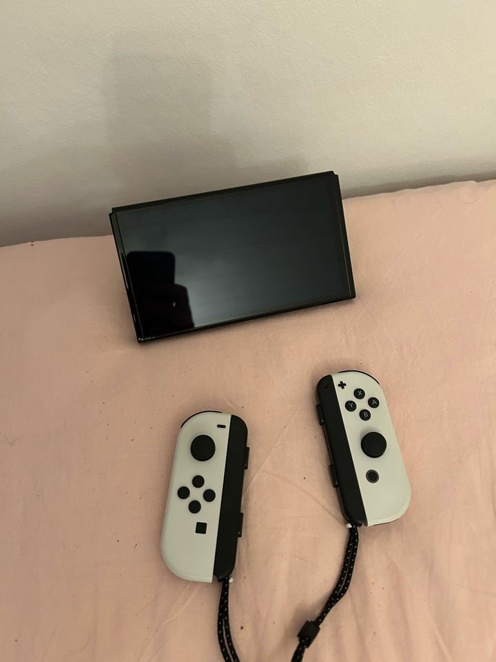 Nintendo Switch, 600kr for meetupi