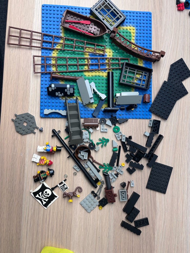 Lego Pirates, 6070