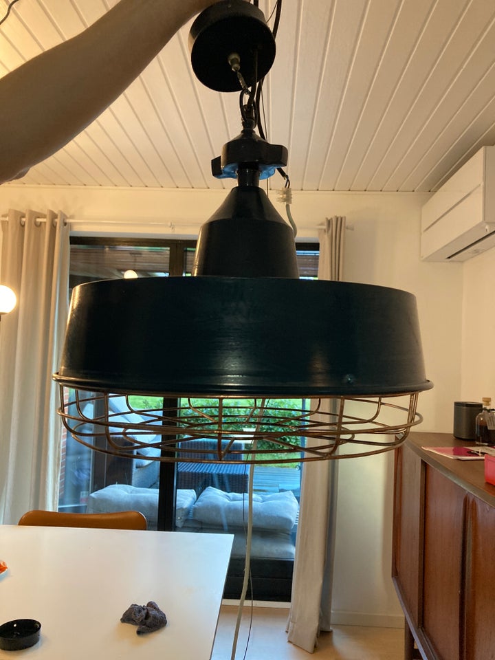 Anden loftslampe