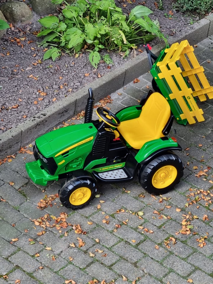 Traktor John Deere elektrisk