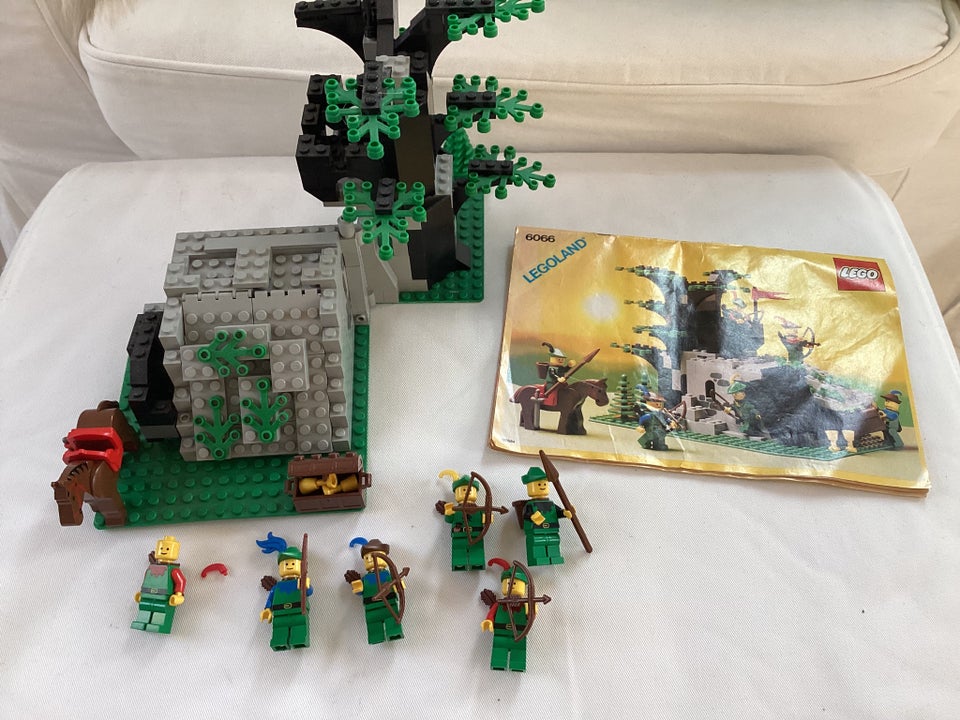 Lego Castle, 6066 Camouflaged