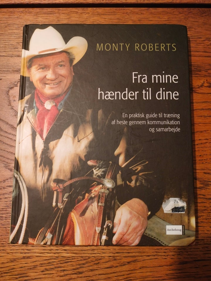 Fra mine hænder til dine, Monty