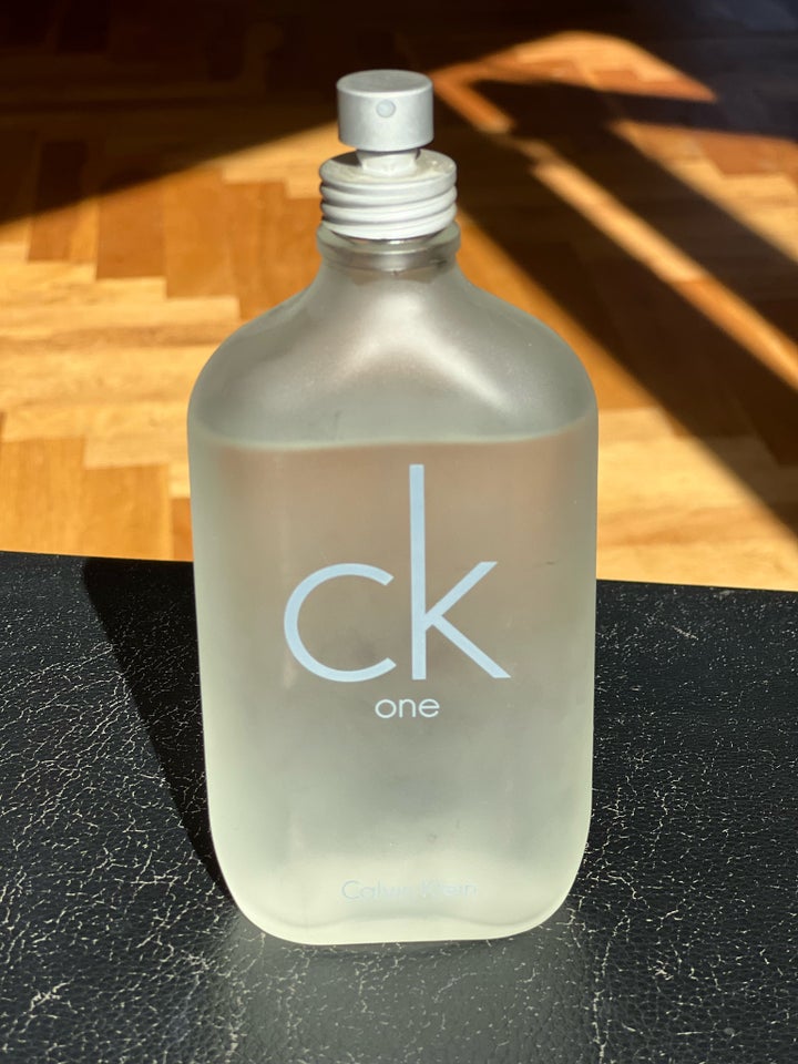 Eau de Toilette Parfume  ck one