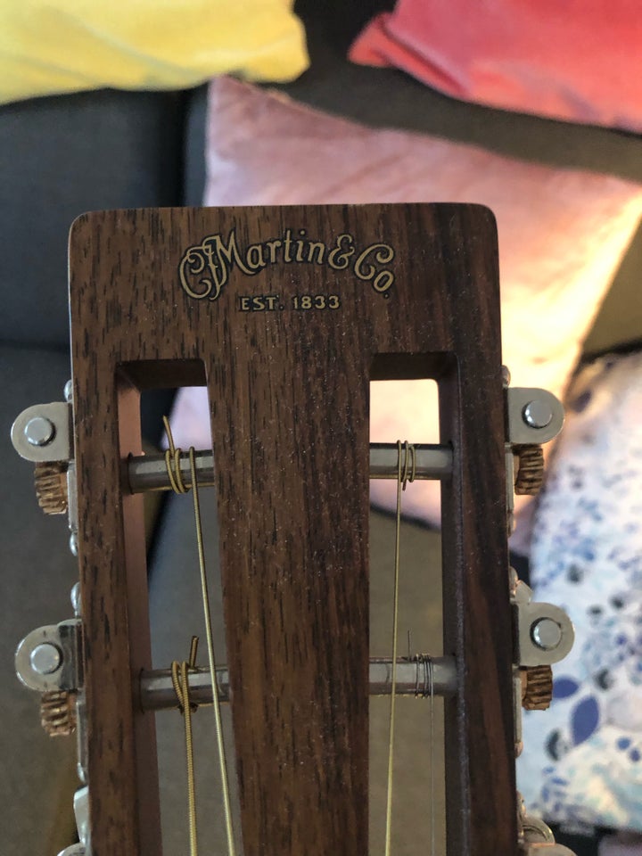 Fingerpicking, Martin 028VS