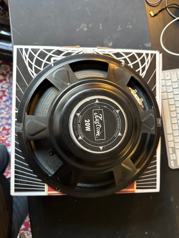 Højtaler 12" 8 Ohm  Kustom 20 Watt