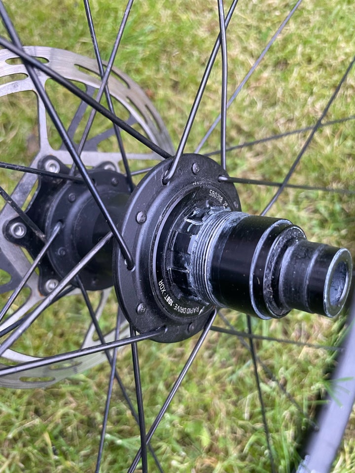 Hjul, Bontrager Paradigm Comp 25