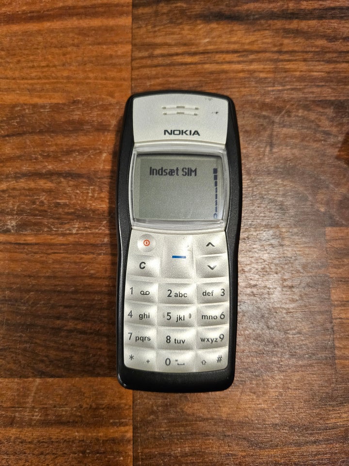 Nokia 1100, God