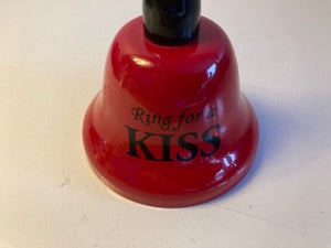 Rød MetalKlokke Ring for a kiss