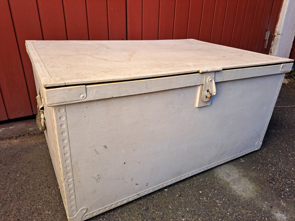 Flightcase, Ukendt Finer m.