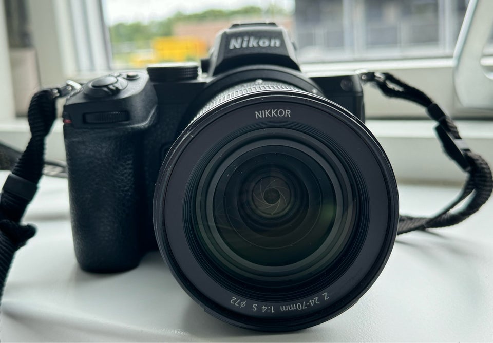 Nikon Z5, 24,3 MP FX-format sensor