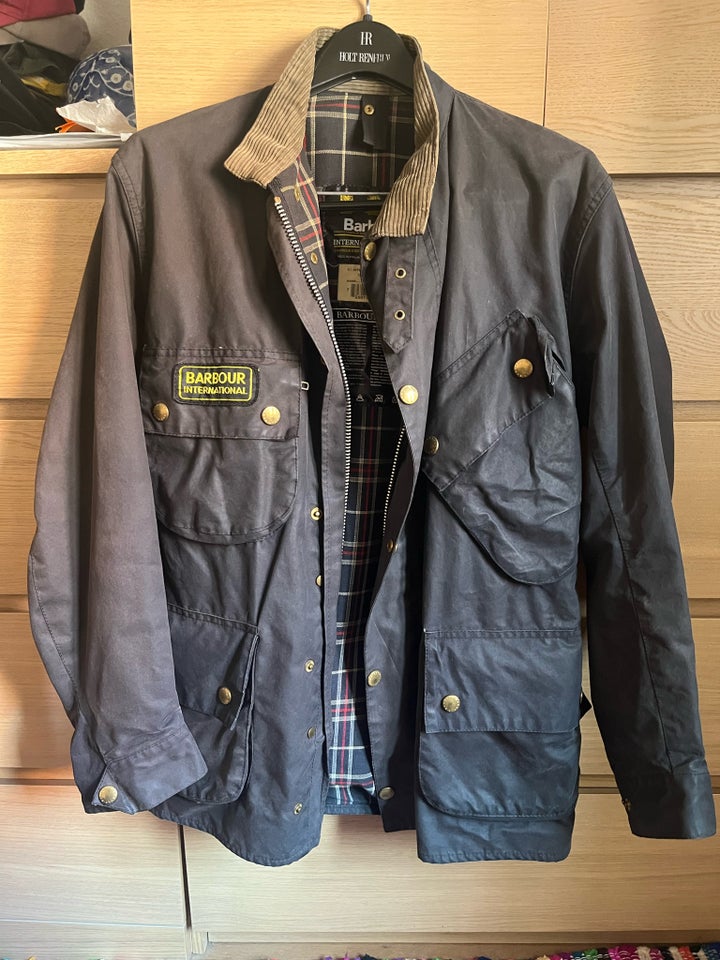 Oilskinsjakke str M BARBOUR