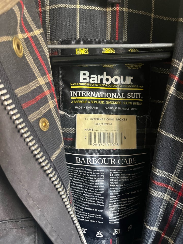 Oilskinsjakke str M BARBOUR