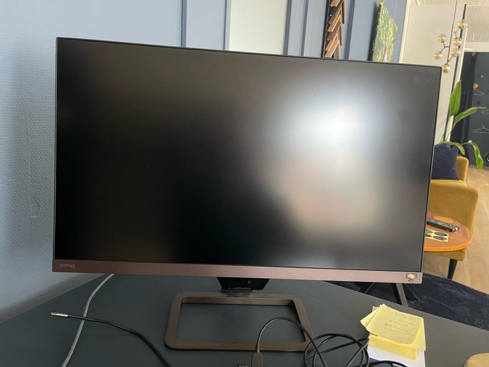 BenQ  BenQ ultraskarp EW 2780U 27