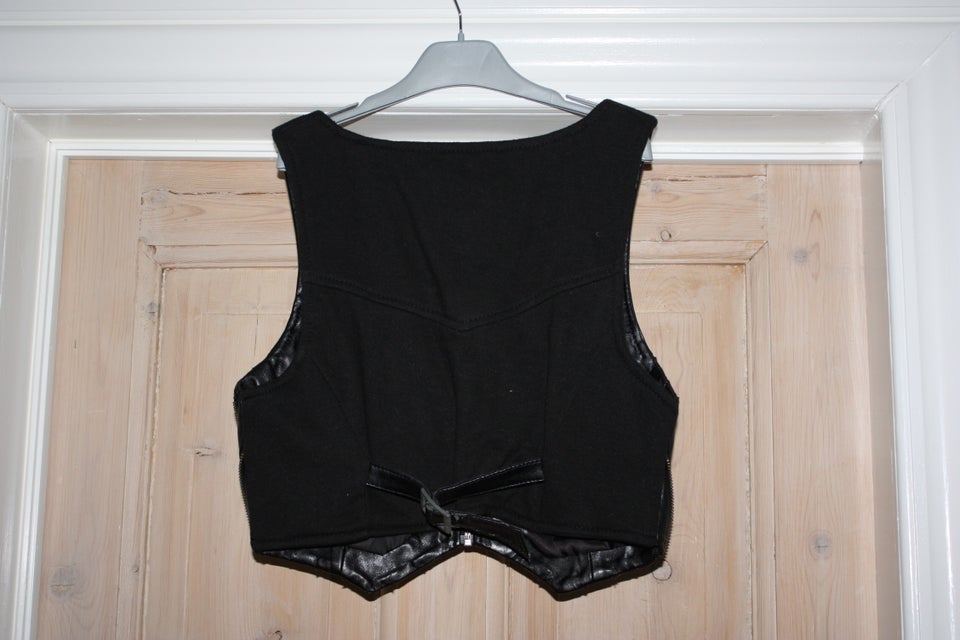 Vest, PULZ, str. 38