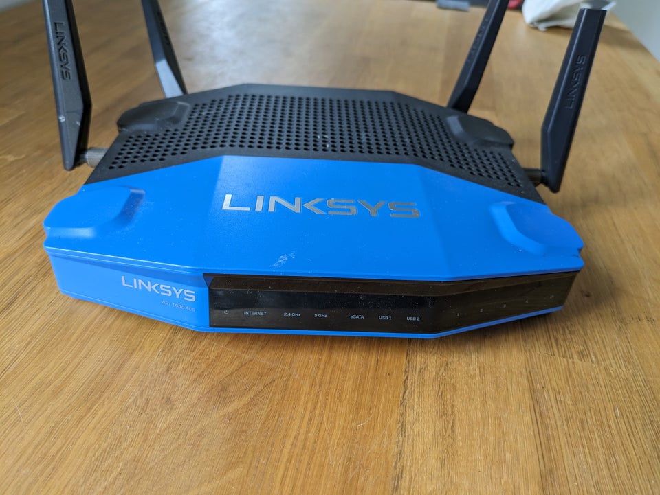 Router Linksys WRT 1900ACS God