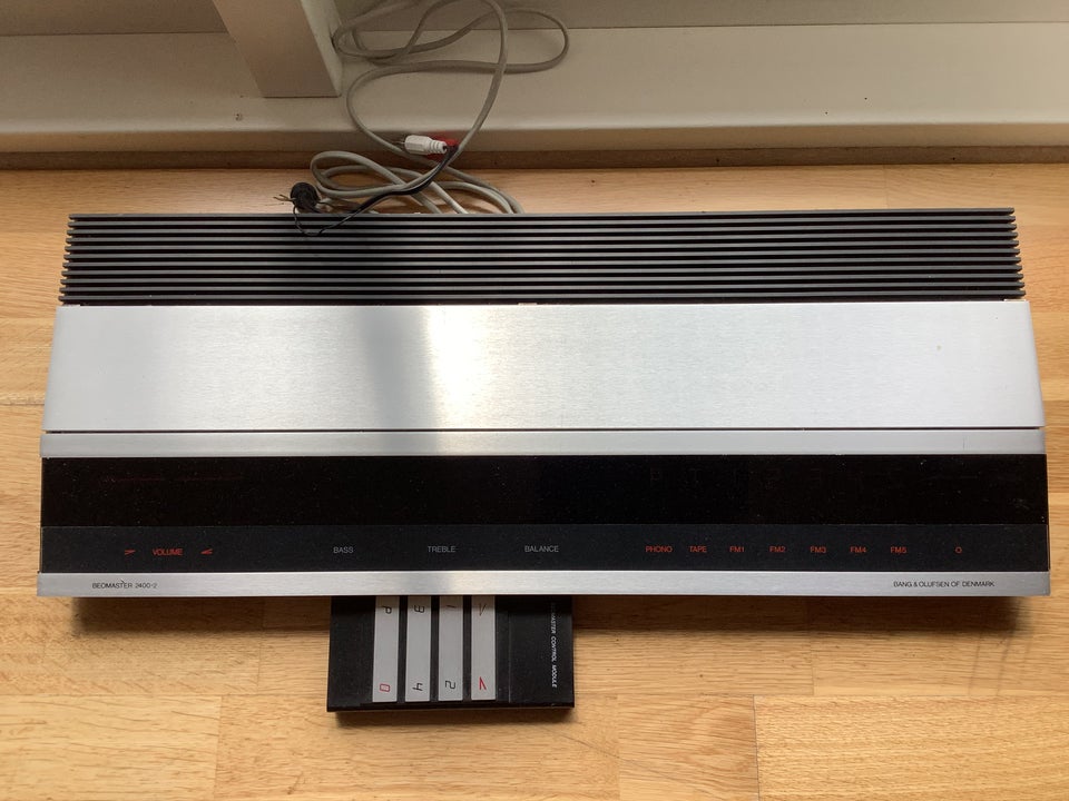 AM/FM radio Bang  Olufsen 2400-2