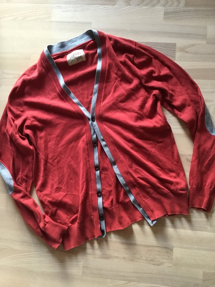 Cardigan, Esprit, str. XL