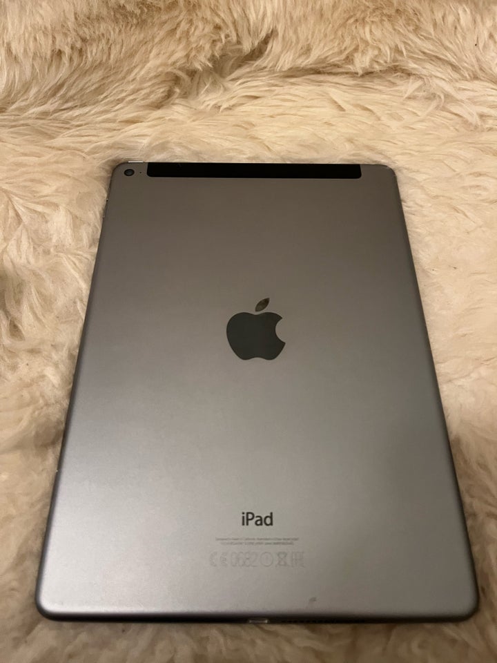 iPad Air 2, 16 GB, sort