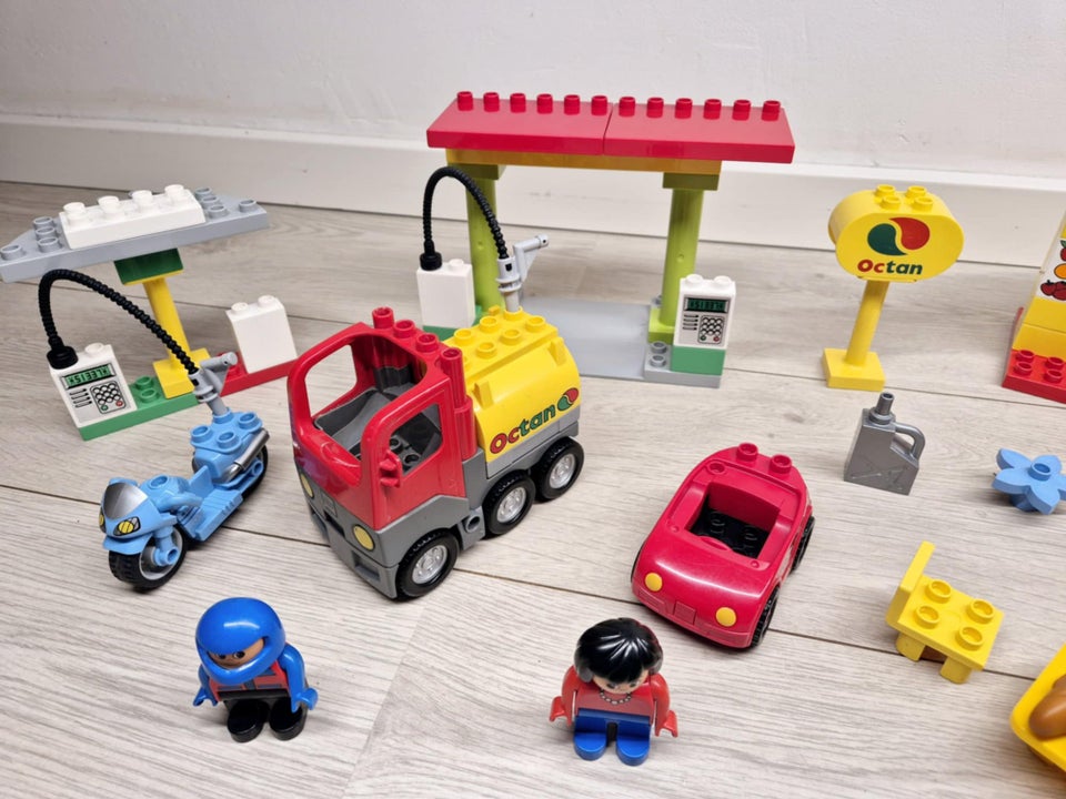 Lego Duplo, Tankstation