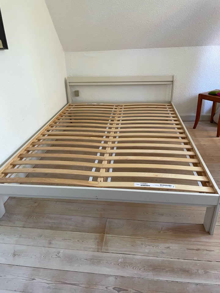 Sengeramme, Ikea, b: 140 l: 200 h: 30