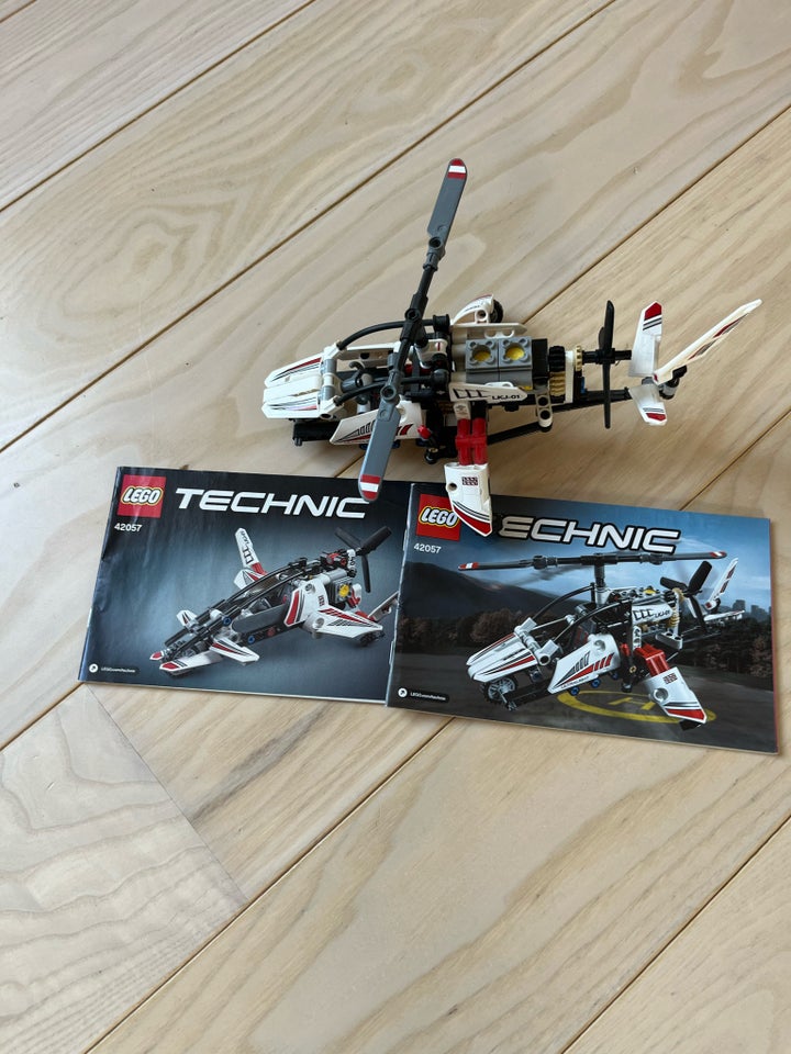 Lego Technic 42057