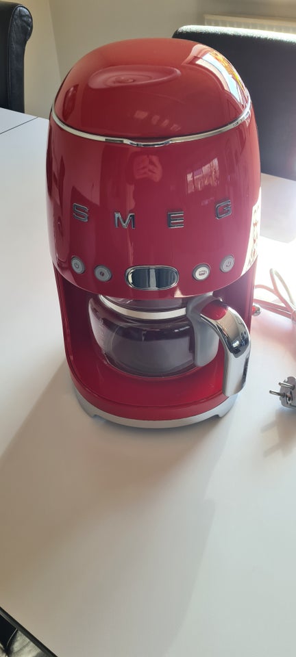 Kaffemaskine SMEG