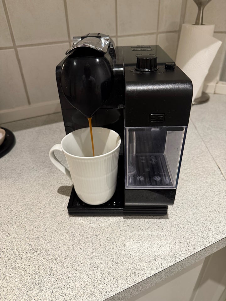 Nespresso Kaffemaskine,