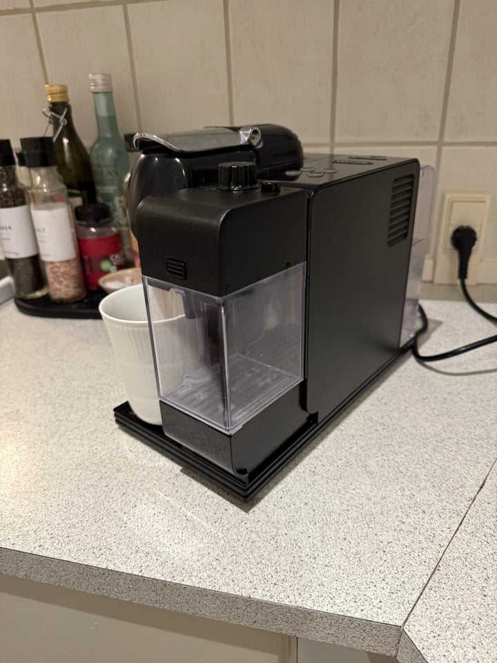 Nespresso Kaffemaskine,