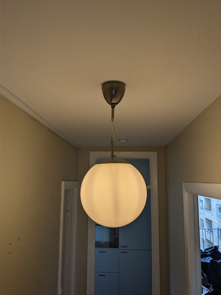 Anden loftslampe