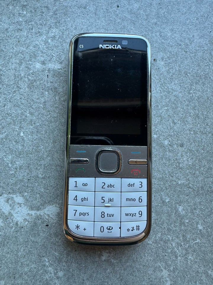 Nokia C5, God