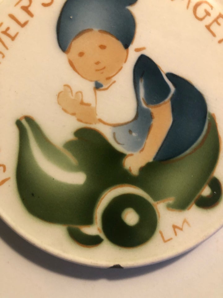 Porcelæns., Porcrlæn, 100 år gl.