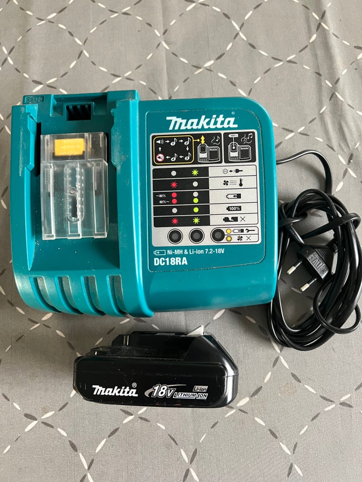 Lader, MAKITA