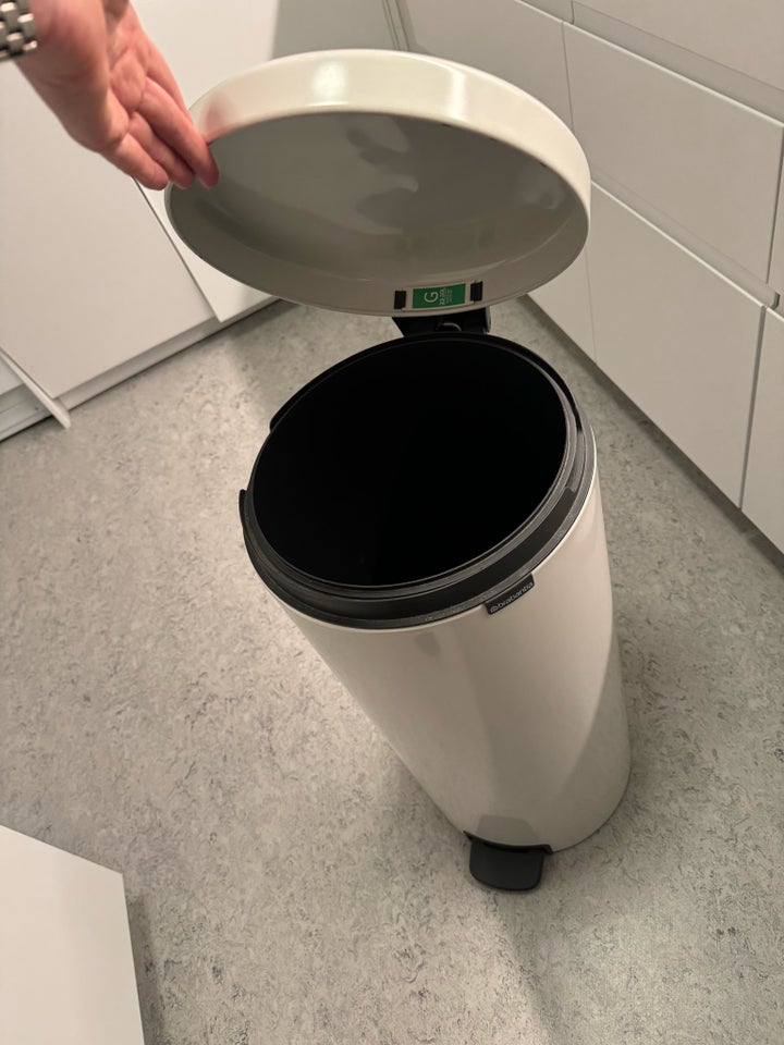 Brabantia pedal skraldespand,