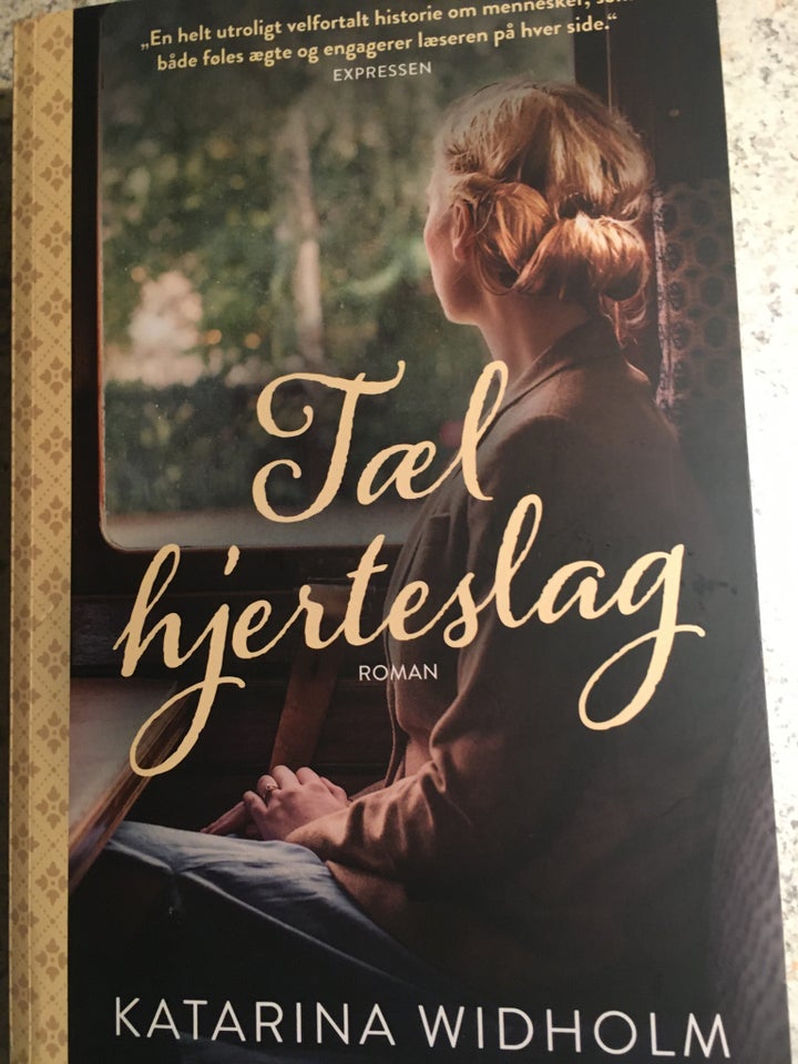 Tæl hjerteslag, Katarina Widholm,