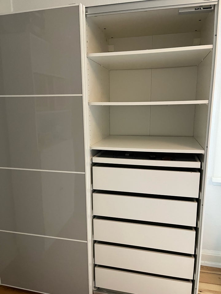 Garderobeskab, Ikea pax, b: 150 d: