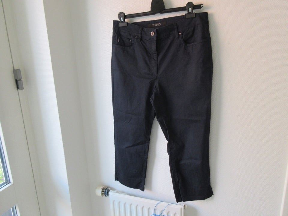 Jeans, Zerres, str. 31