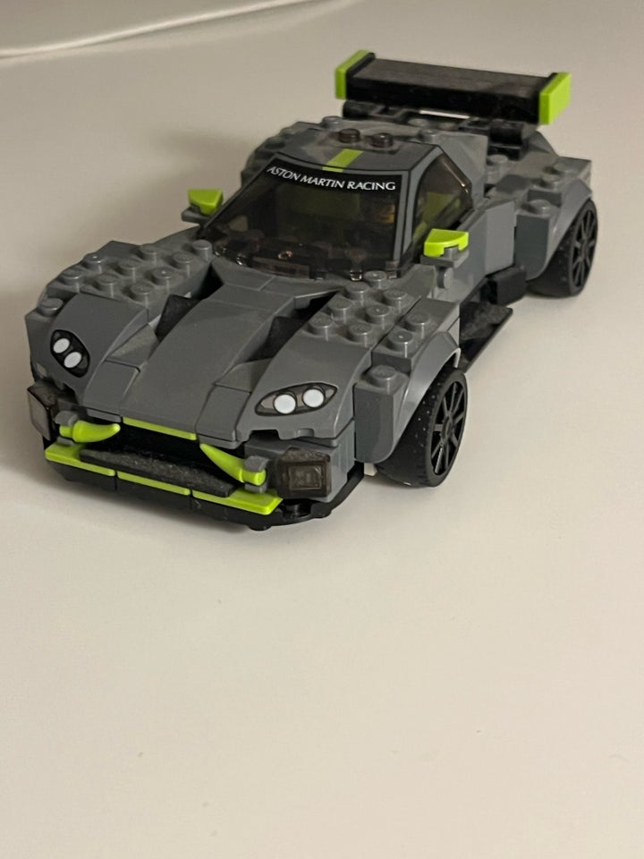 Lego andet Aston martin vantage