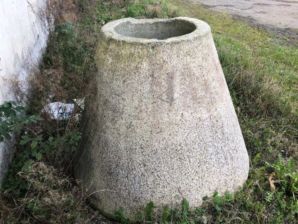 Afløbsbrønd, Cement kegle