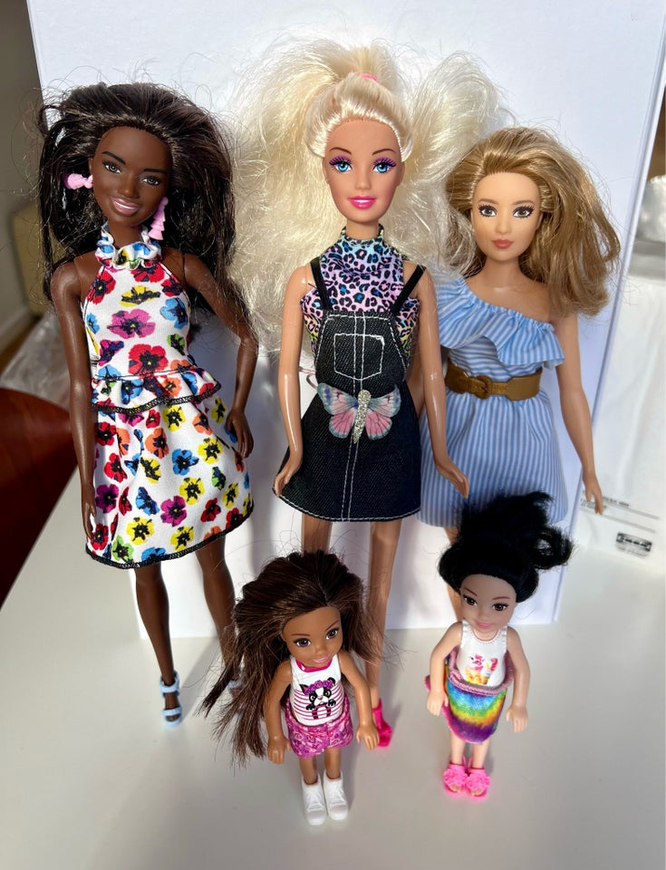 Barbie, 3 Barbie, 2 Chelsea