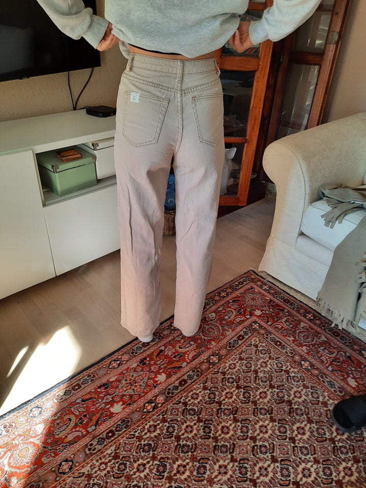 Jeans, Shein, str. 32