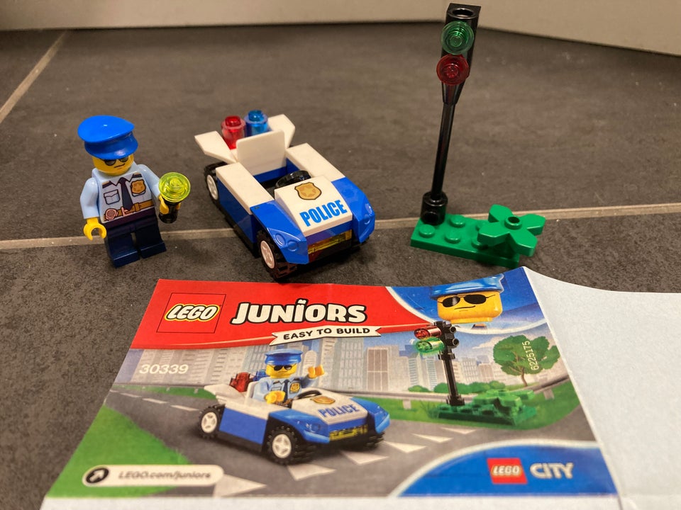 Lego City Juniors 30339