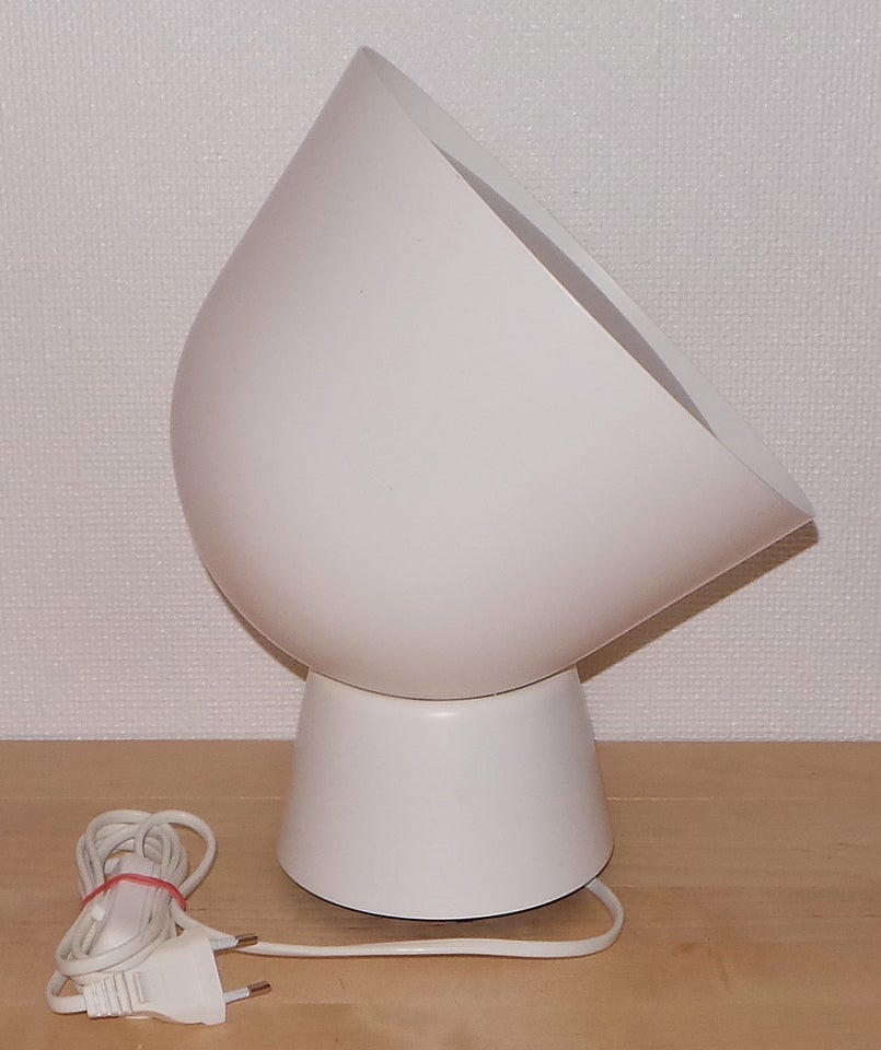 Lampe, Ola Wihlborg