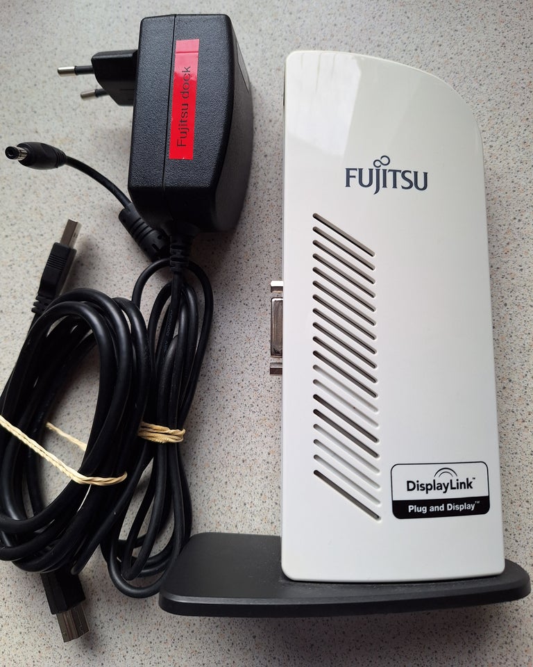 USB, Thinkpad-Fujitsu, God