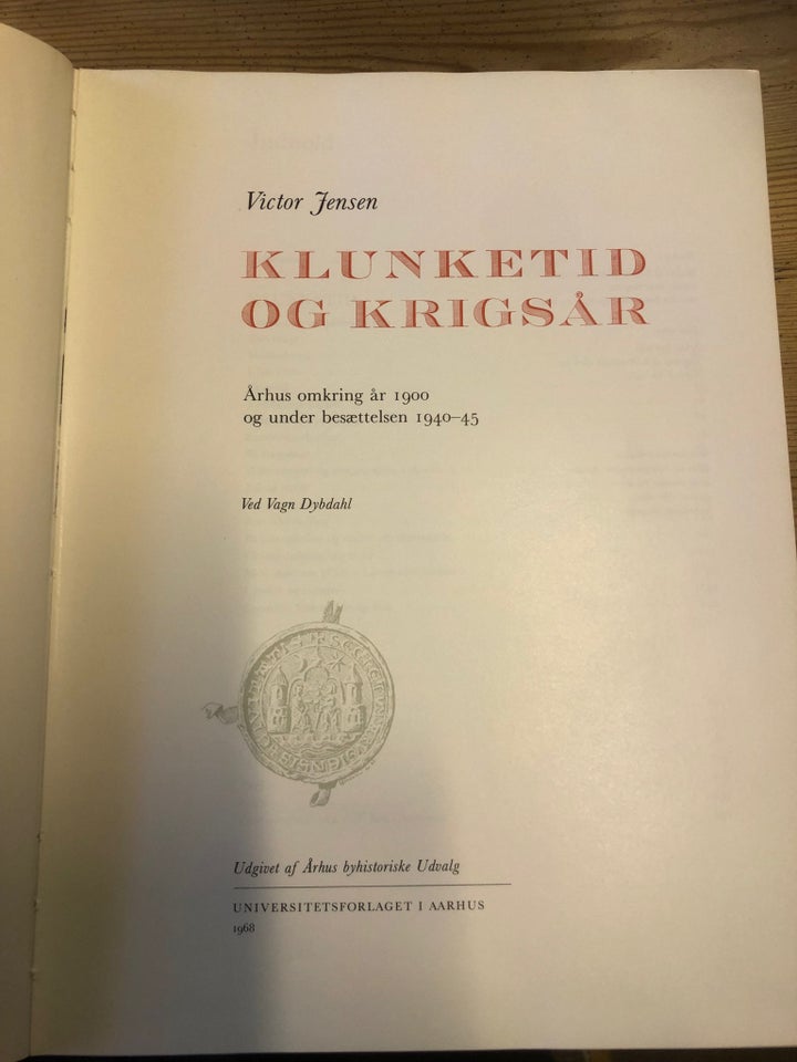 Klunketid og krigsår, Victor